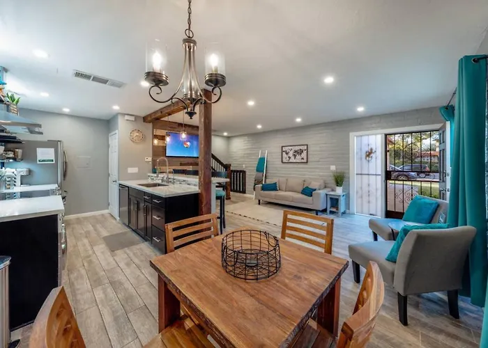 Holiday home Pool, 2 Bedroom 1 Ba, Townhouse, Hikers Welcome