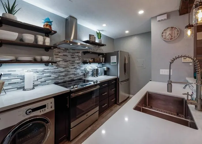 Pool, 2 Bedroom 1 Ba, Townhouse, Hikers Welcome