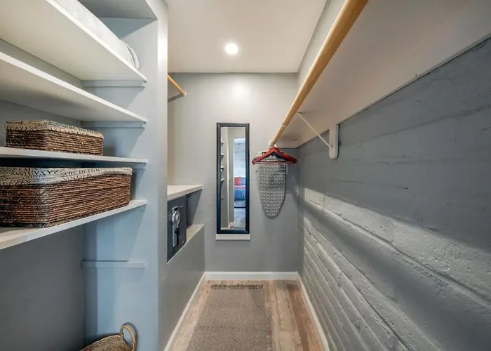 Holiday home Pool, 2 Bedroom 1 Ba, Townhouse, Hikers Welcome *