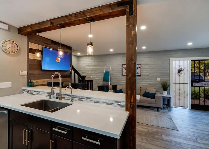 Holiday home Pool, 2 Bedroom 1 Ba, Townhouse, Hikers Welcome Tucson